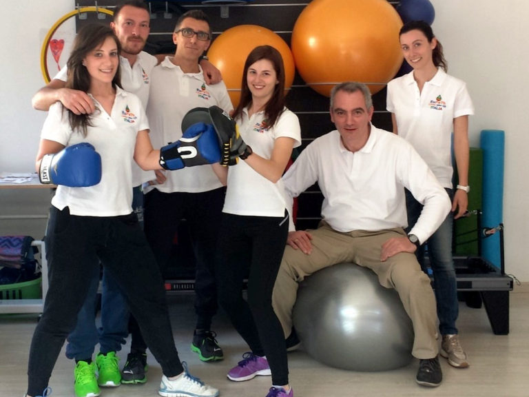 alcuni membri team regen t 1024x768 3 768x576