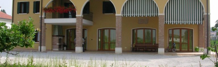 Foto comunità alloggio 1140x350 1 768x236