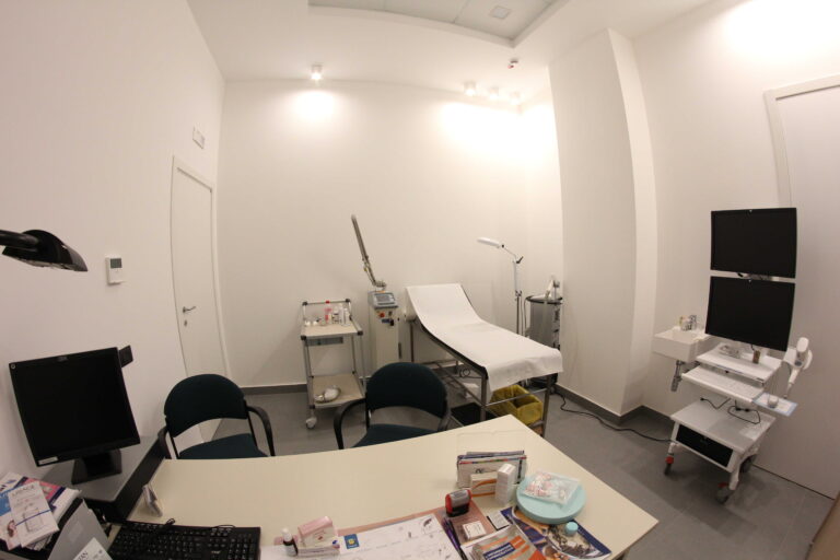 1 ambulatorio cme centro multispecialistico etneo catania 768x512